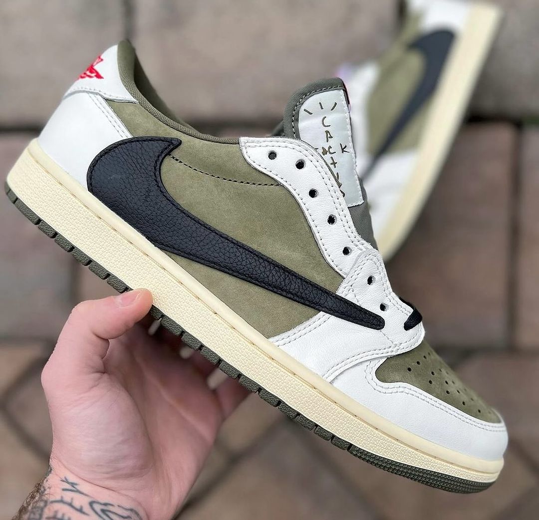 XH Travis Scott x Air Jordan 1 Low Green Barb review Henry 02