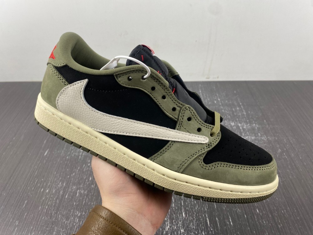 XH Travis Scott x Air Jordan 1 Low Green Barb review Mona