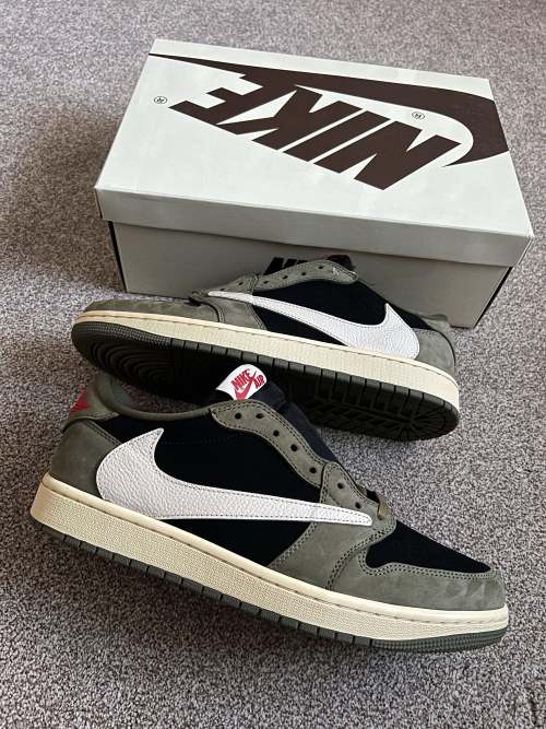 XH Travis Scott x Air Jordan 1 Low Green Barb review 