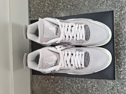 OG Batch Air Jordan 4 WMNS “Frozen Moments” review Tom Reints 02