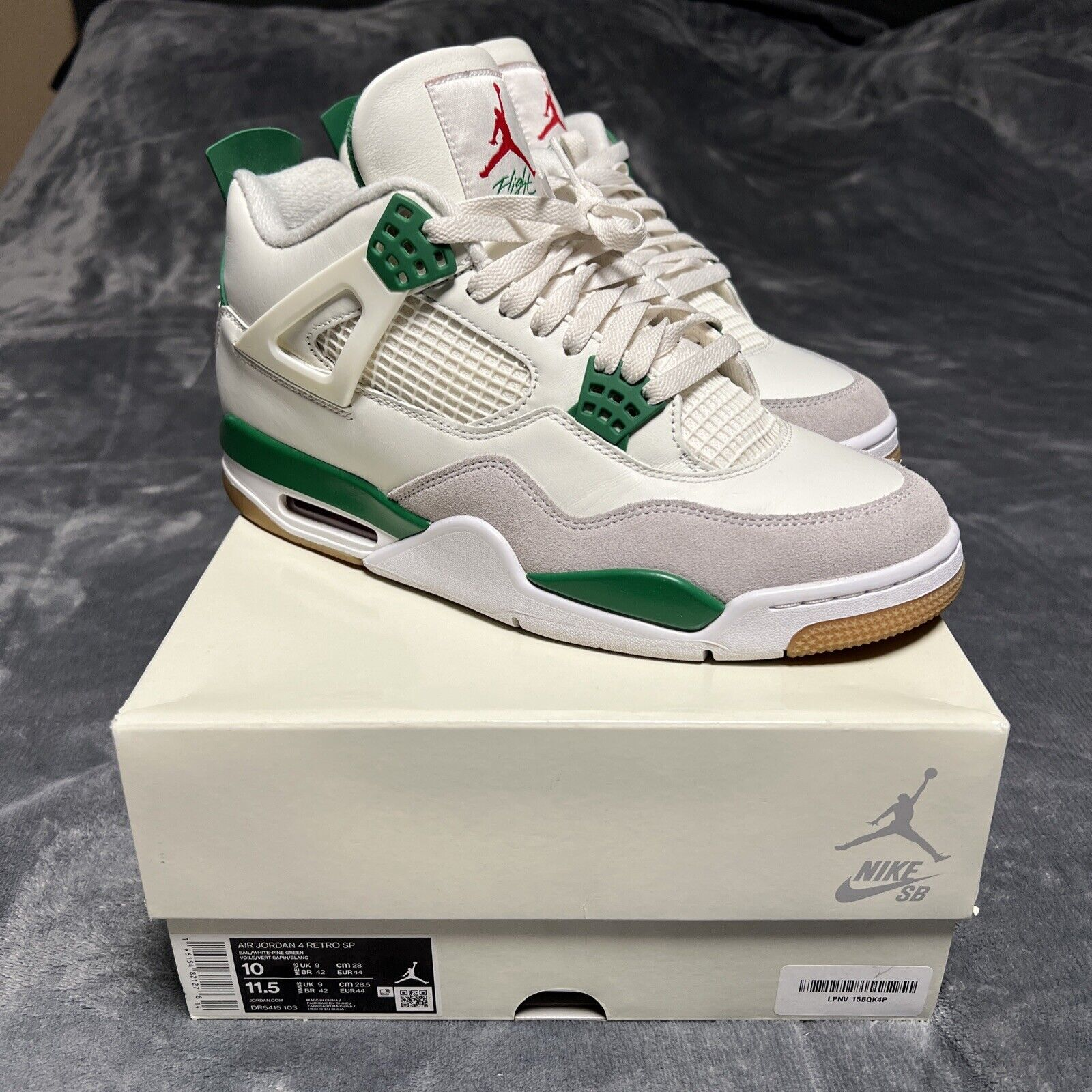 OG Batch Nike SB x Air Jordan 4 “Pine Green”Calaite review Harry 01