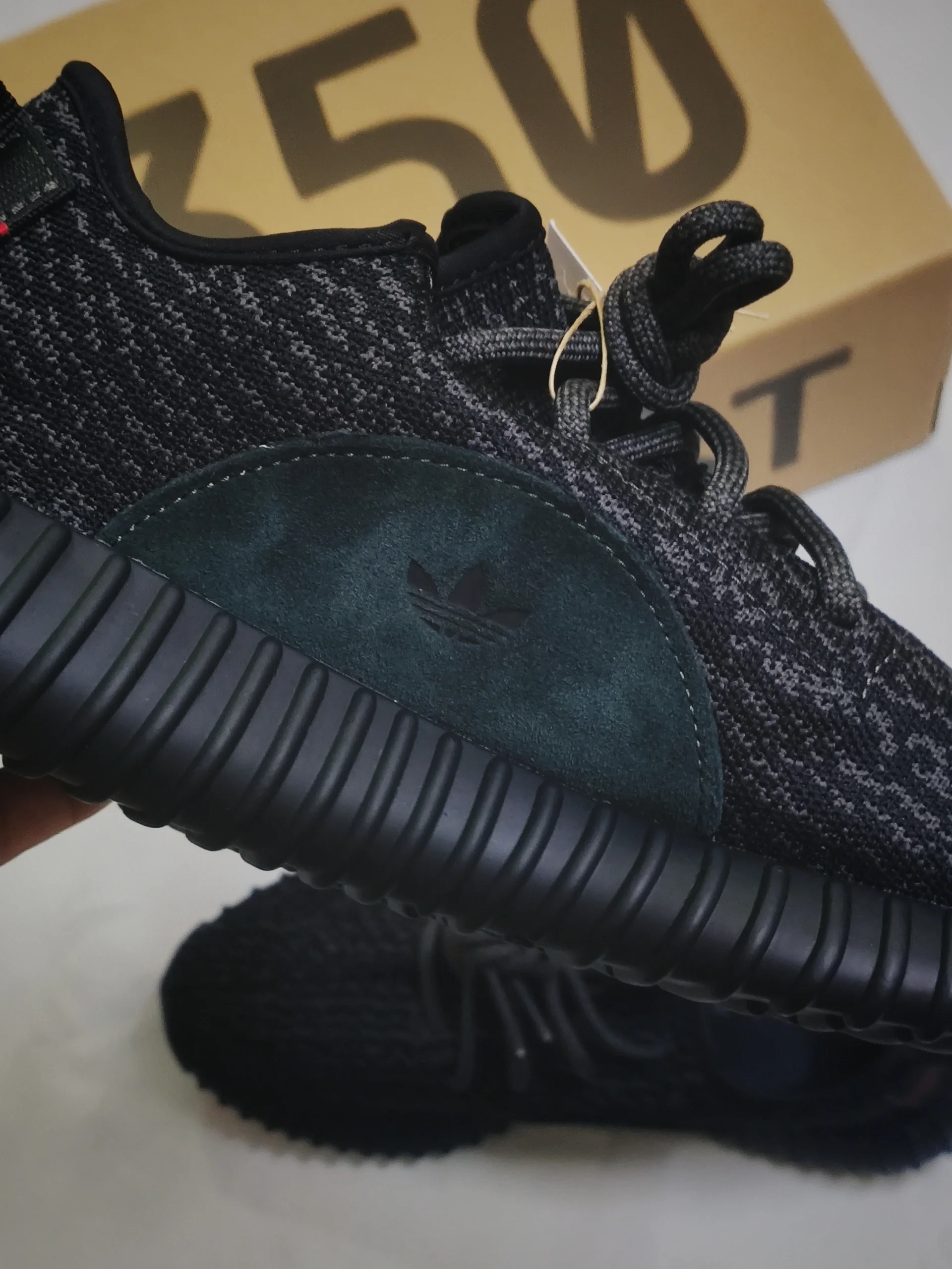 🔥Adidas Originals Yeezy Boost 350 Pirate Black review 0