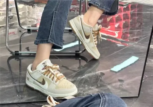 SX Nike Dunk Low SE ‘’85‘Jenny Bakery review 