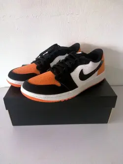 XH Air Jordan 1 Low Golf Shattered Backboard review Hannah 02