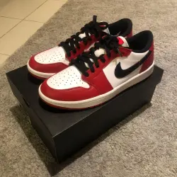 XH Air Jordan 1 Low Golf Chicago review Amelia 01