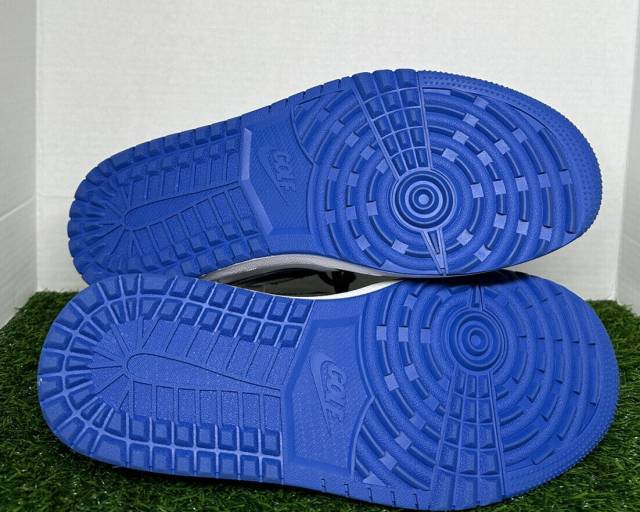 XH Air Jordan 1 Low Golf Black and White review Willow 02