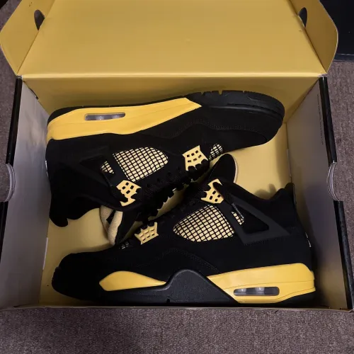 OG Batch Air Jordan 4 Thunder review 