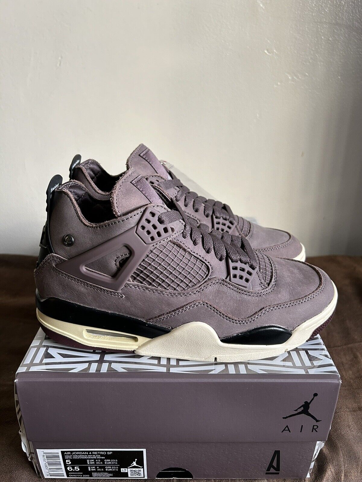 OG Batch A Ma Maniére x Air Jordan 4 Violet Ore review Maria Hidalgo 02