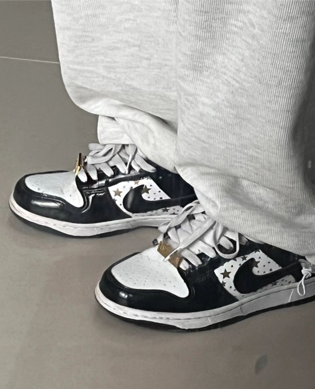 SX Supreme x Nike SB Dunk Low Black Stars review Sean C.