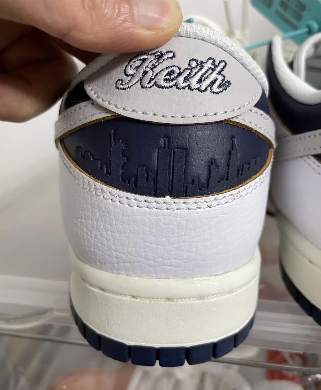 SX HUF x Nike SB Dunk Low NYC review Burley 01