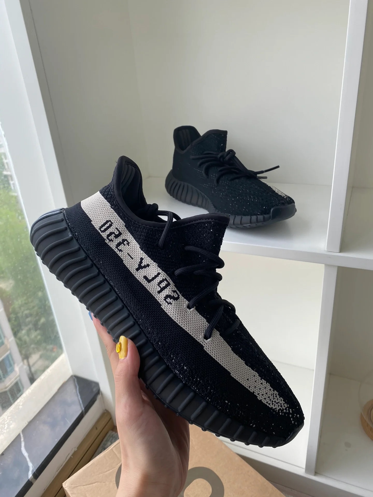 🔥🔥🔥Adidas Yeezy Boost 350 V2 Black White review Lou Ann Walker