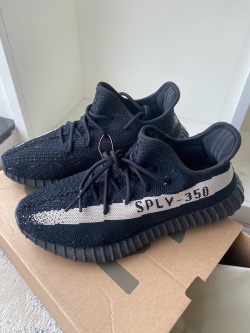 🔥🔥🔥Adidas Yeezy Boost 350 V2 Black White review Amazon Customer