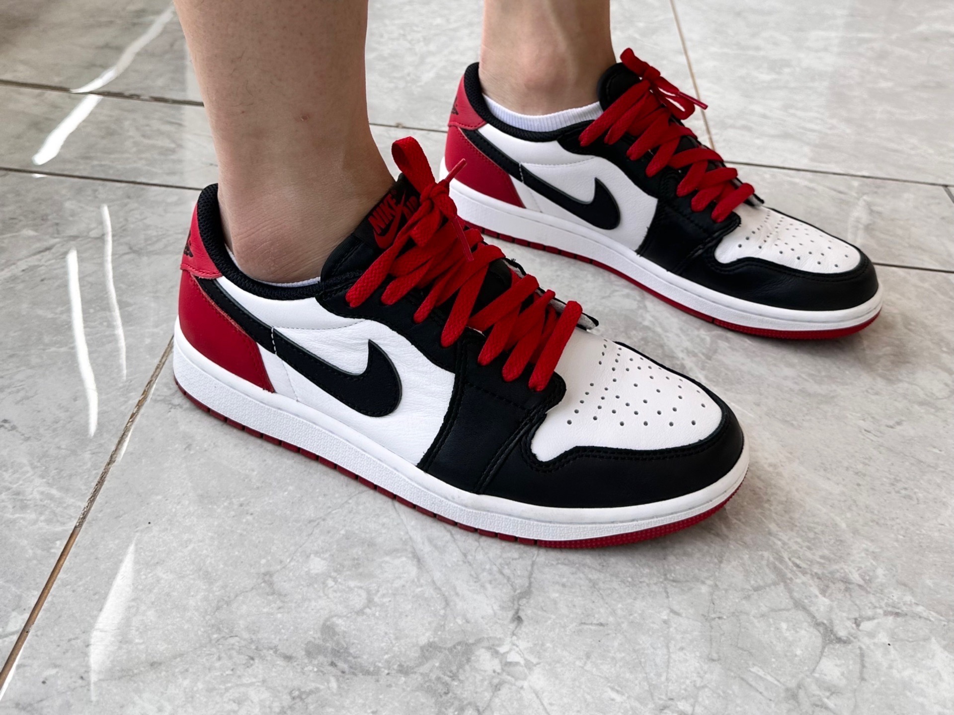 XH Air Jordan 1 Low OG “Black Toe”Black Toe review Olivia 02