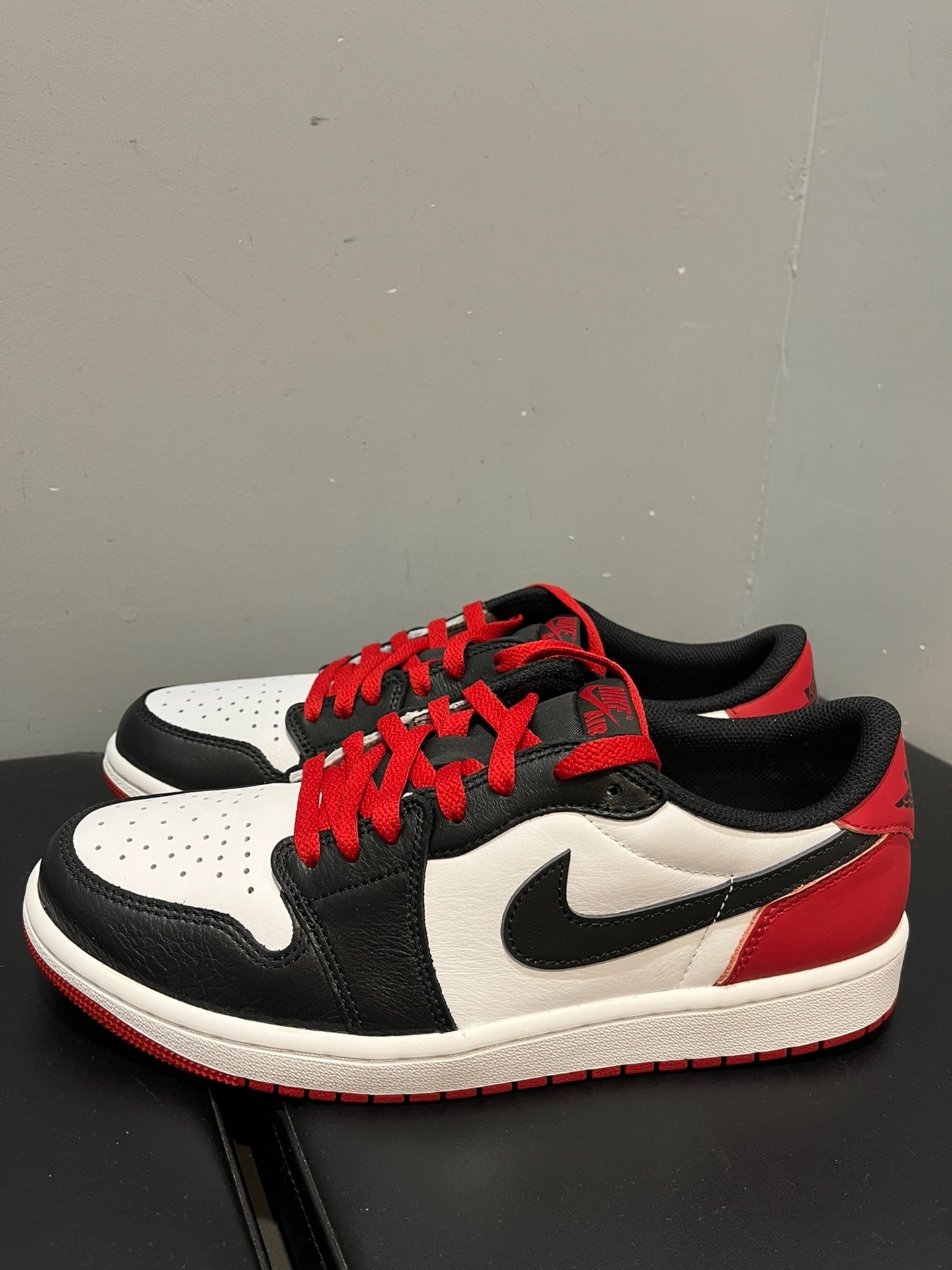 XH Air Jordan 1 Low OG “Black Toe”Black Toe review Quinn 03