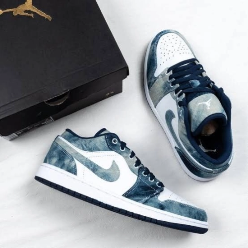 XH Air Jordan 1 Low“Washed Denim” review 