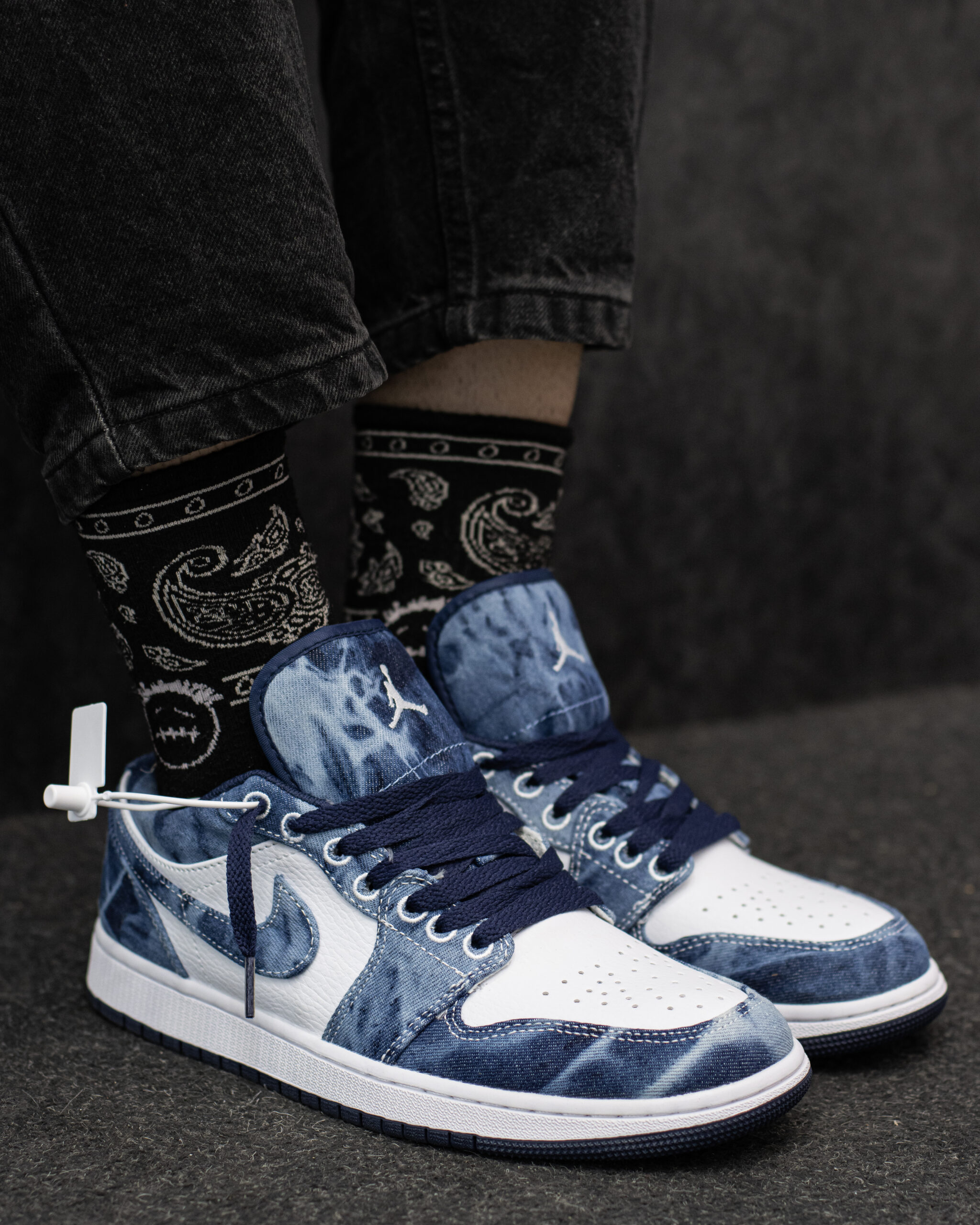 XH Air Jordan 1 Low“Washed Denim” review Oscar 02