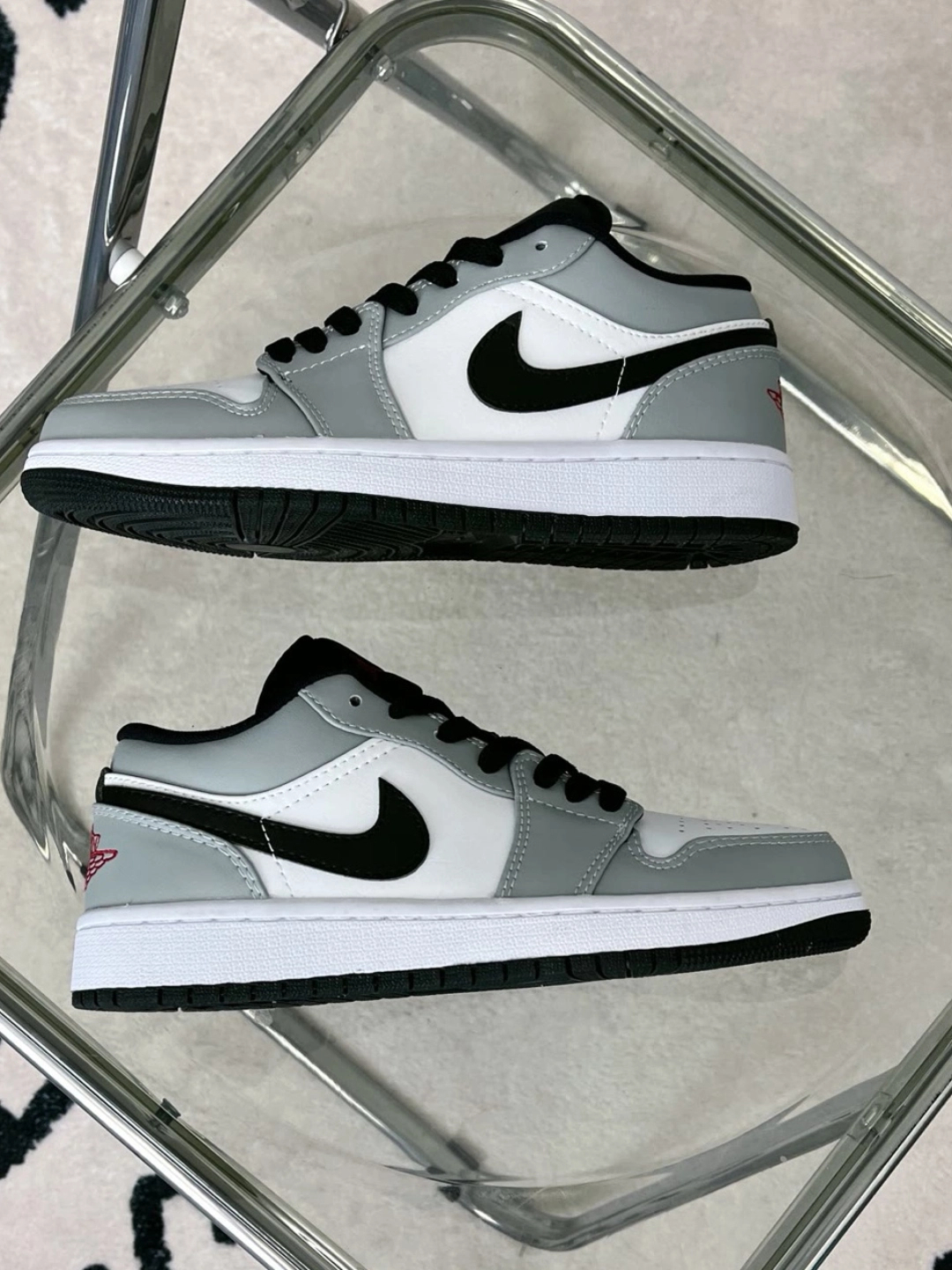 XH Air Jordan 1 Low Light Smoke Grey review Chloe 02