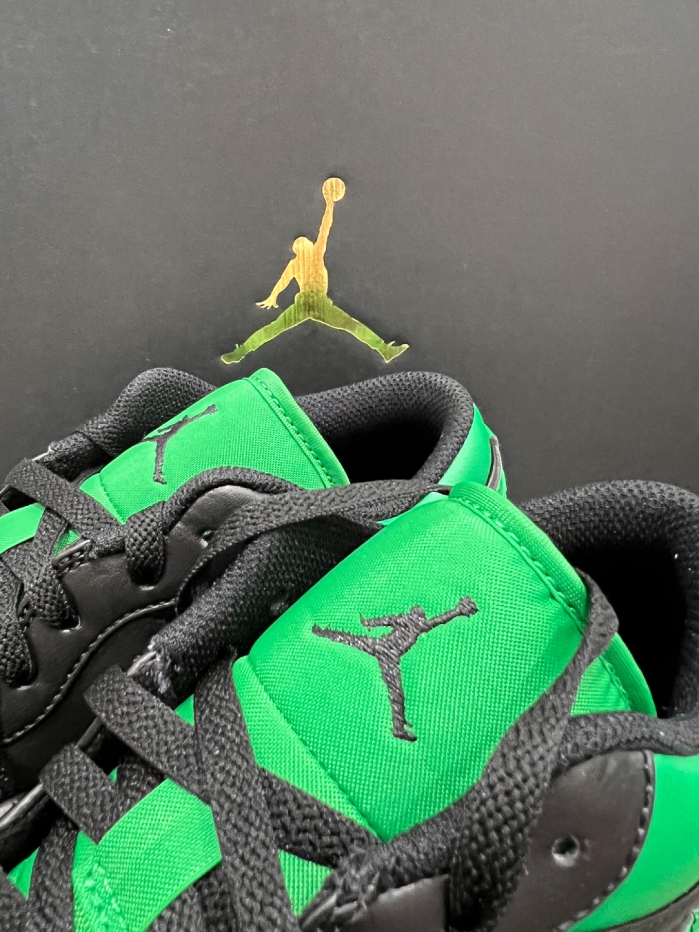 XH Air Jordan 1 Low “Lucky Green”Black Green Toes review Brooke 02
