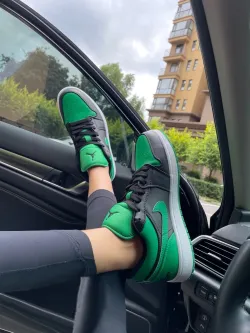XH Air Jordan 1 Low “Lucky Green”Black Green Toes review Mark 02