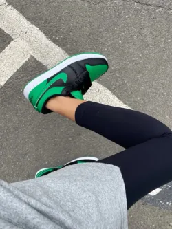 XH Air Jordan 1 Low “Lucky Green”Black Green Toes review Oscar 02