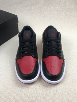 XH Air Jordan 1 Low Retro Black Red review Tara 05