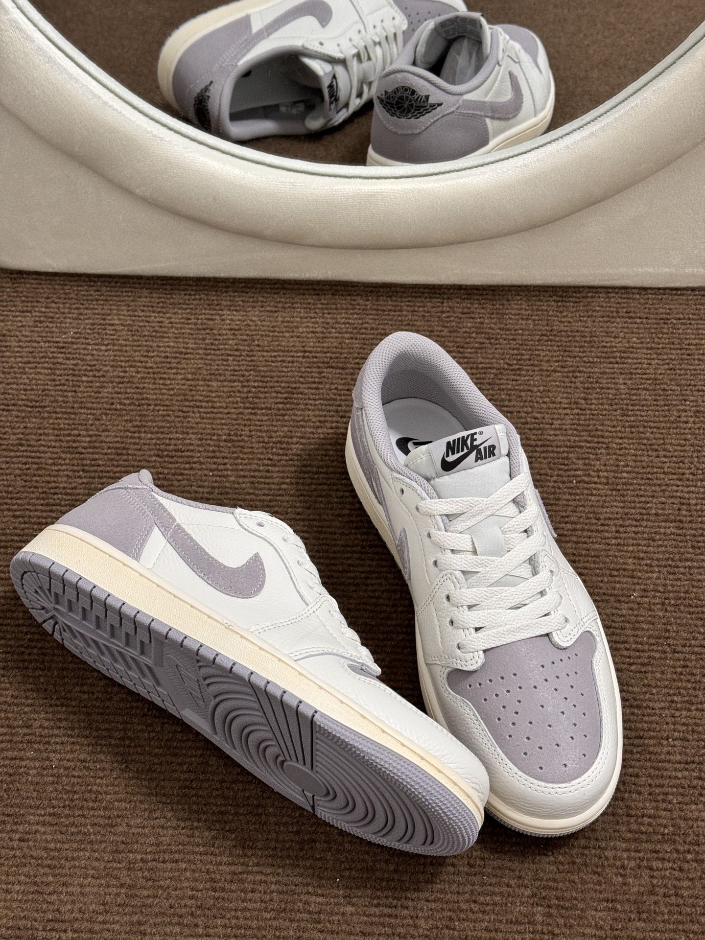 XH  Air Jordan 1 Low “Atmosphere Grey” review Willow 04