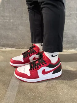 XH Air Jordan 1 Low Red, white And Black review Ethan 05