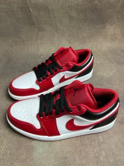 XH Air Jordan 1 Low Red, white And Black review Leo 03