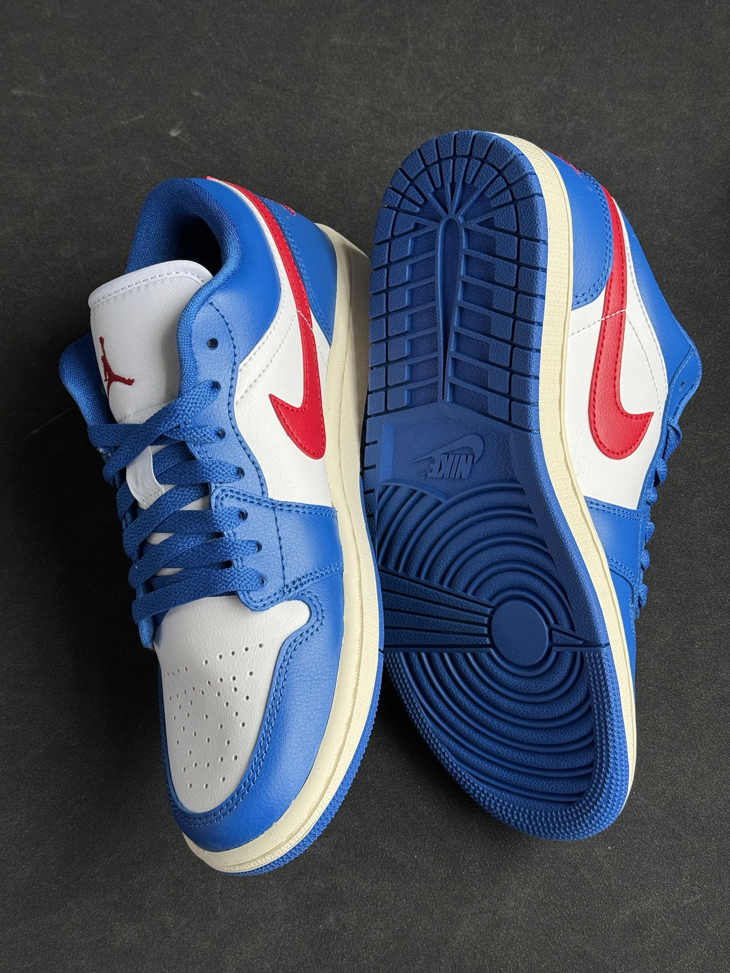 XH Travis Scott x Air Jordan 1 Low A Dingdang Cat review Pete 05