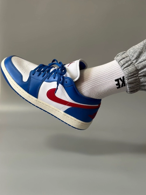 XH Travis Scott x Air Jordan 1 Low A Dingdang Cat review 