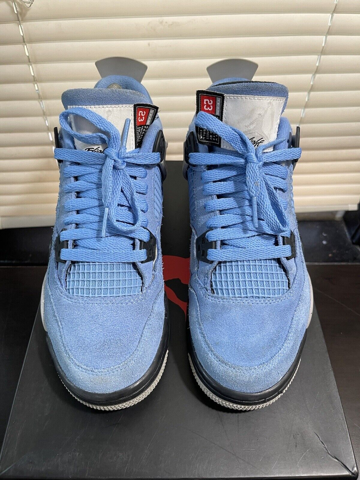 OG Batch Air Jordan 4 SE University Blue review Zachery Schilling 01