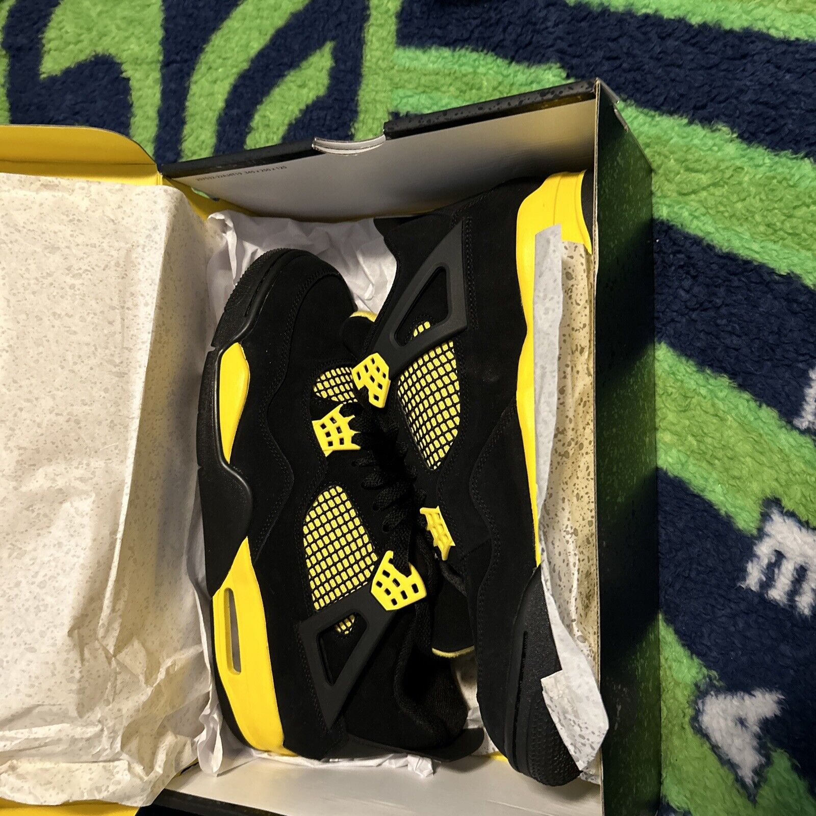 PB Batch  Air Jordan 4 Thunder review Mr crabs