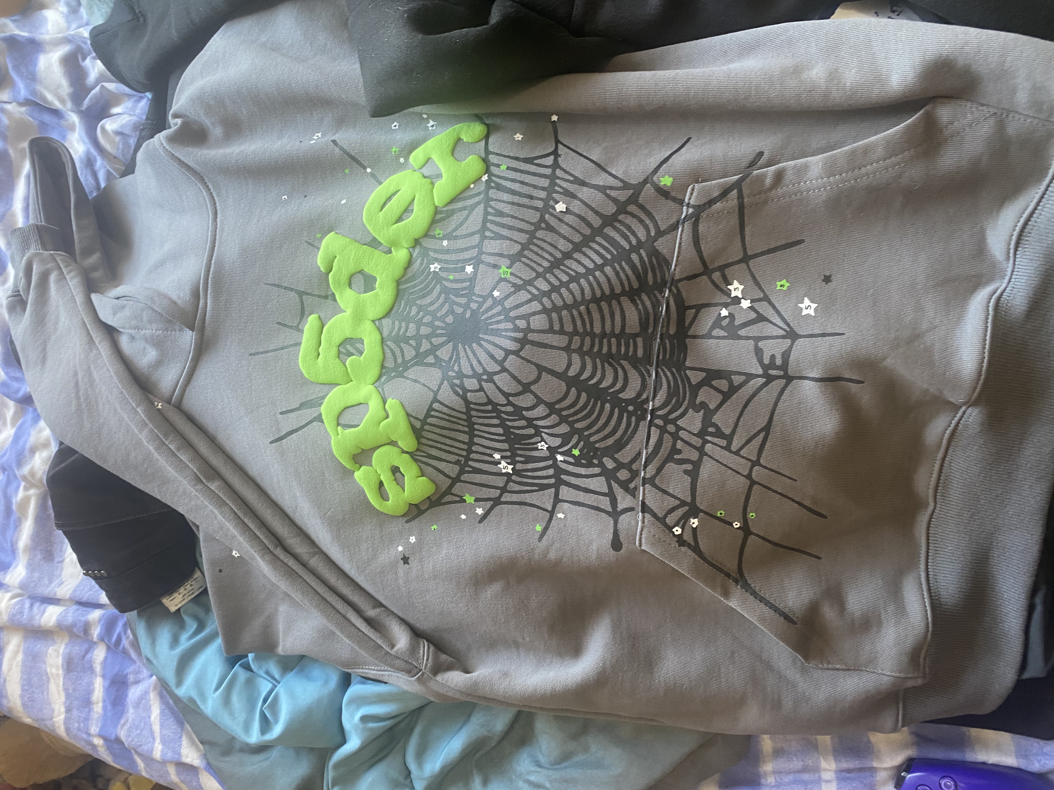 Sp5der-Hoodie 5002 review Aidan 01