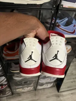 A1  Batch  Air Jordan 4 Retro Alternate 89 review Steven Fernandes 02