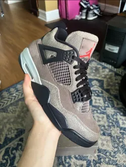 A1  Batch  Air Jordan 4 Retro "Taupe Haze" review Angel Melendez 02