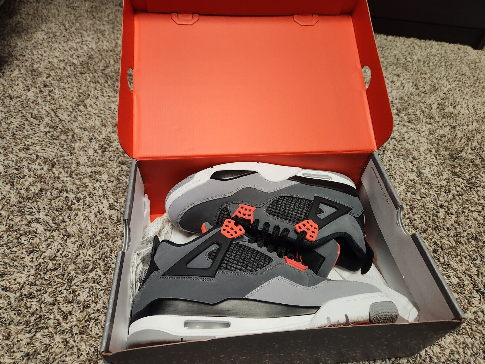 A1  Batch  Air Jordan 4 Retro Infrared review Reyes 02