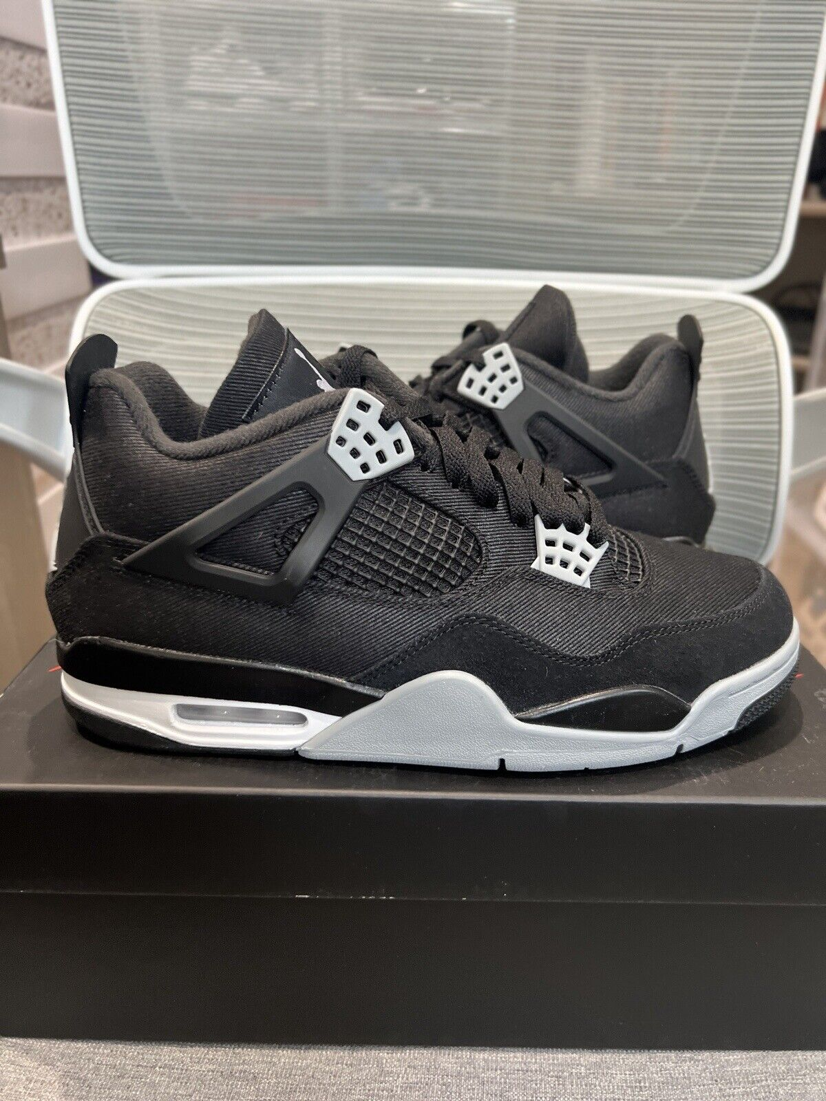 A1  Batch  Air Jordan 4 Retro Black Canvas review Luis Amado 02