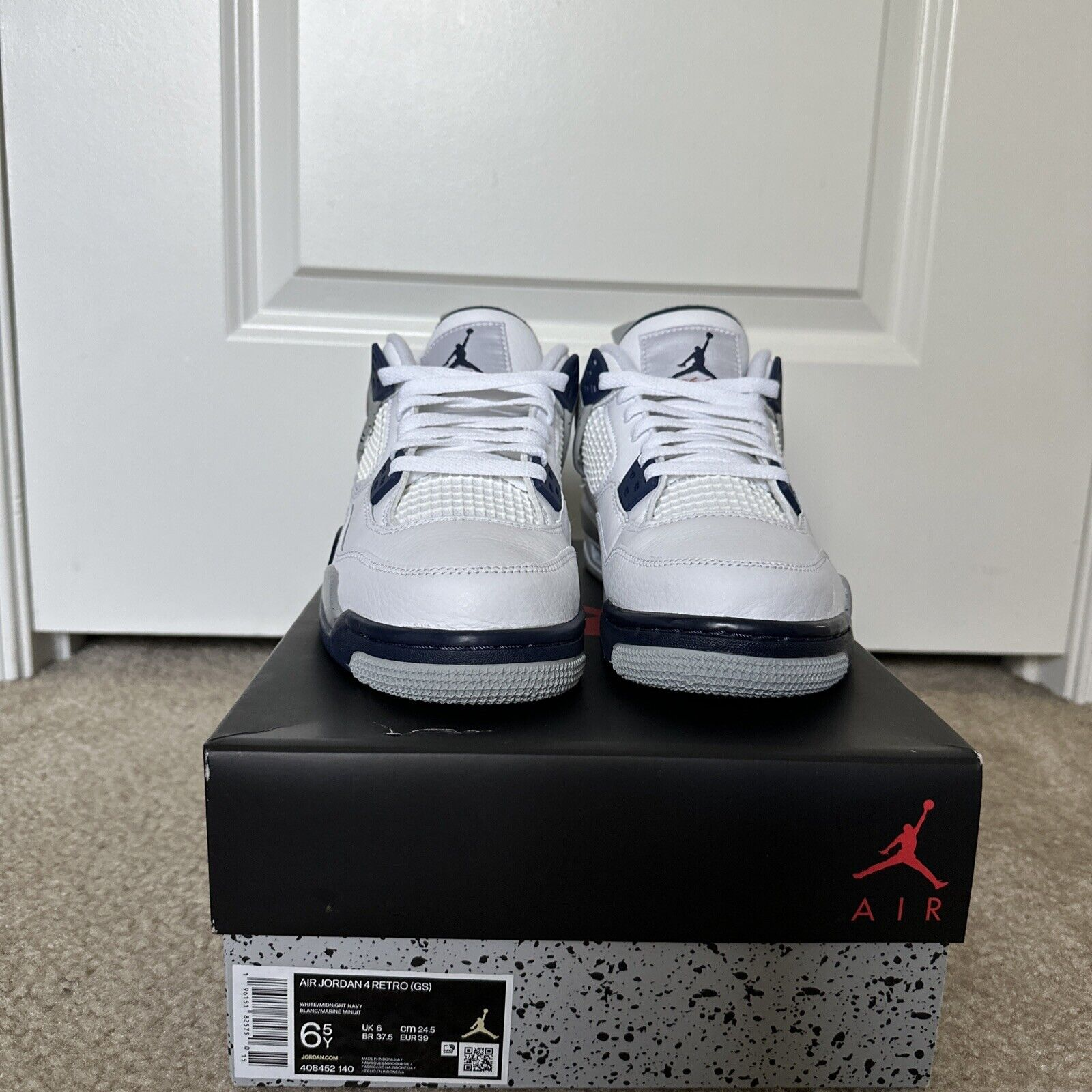 PB Batch  Air Jordan 4 Retro Midnight Navy review Gustavo Cardenas 01