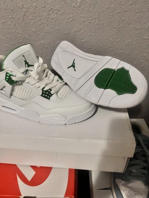 PB  Batch  Air Jordan 4 Retro Metallic Green review 