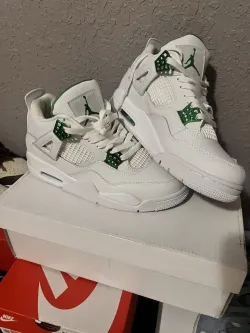 A1  Batch  Air Jordan 4 Retro Metallic Green review Odelmis 02