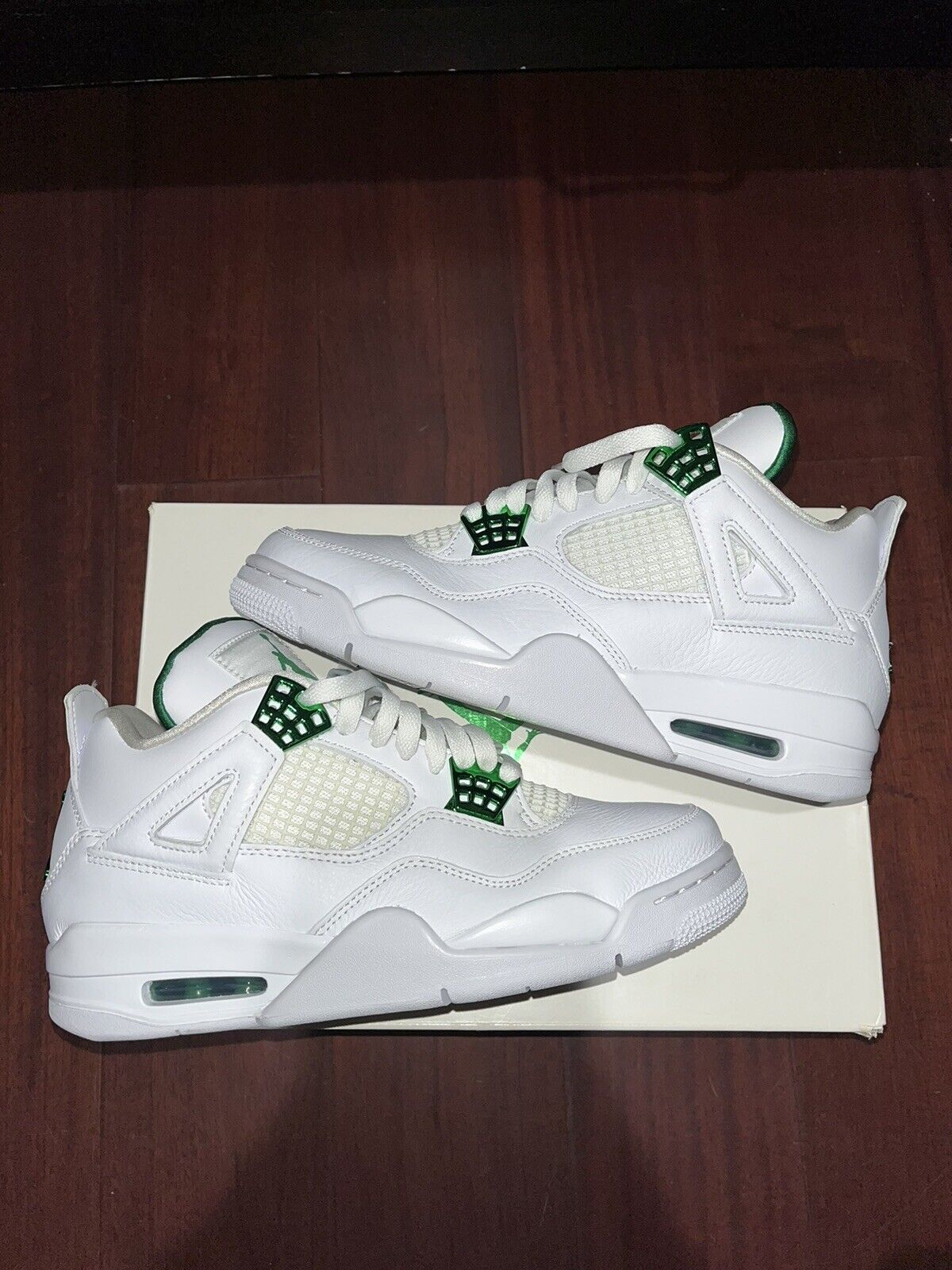 PB  Batch  Air Jordan 4 Retro Metallic Green review Charlese V. Middleton