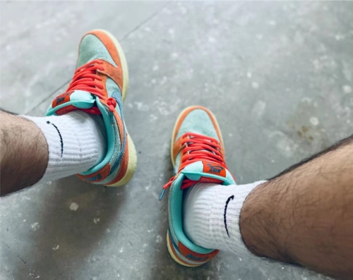 GB Nike SB Dunk Low “Noise Aqua” review 