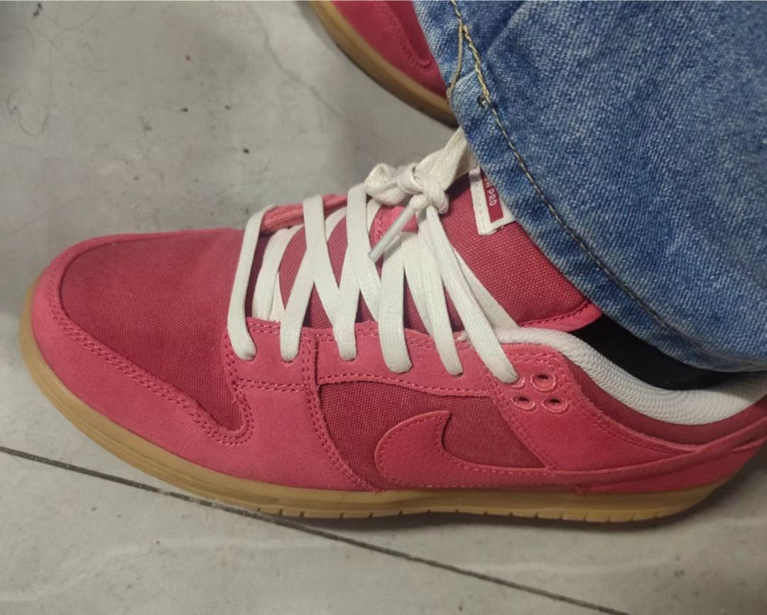 SX Nike Dunk SB Low ‘’Red Gun‘ review Meria 01