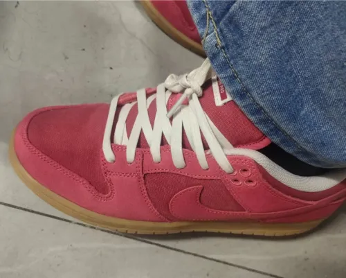SX Nike Dunk SB Low ‘’Red Gun‘ review 