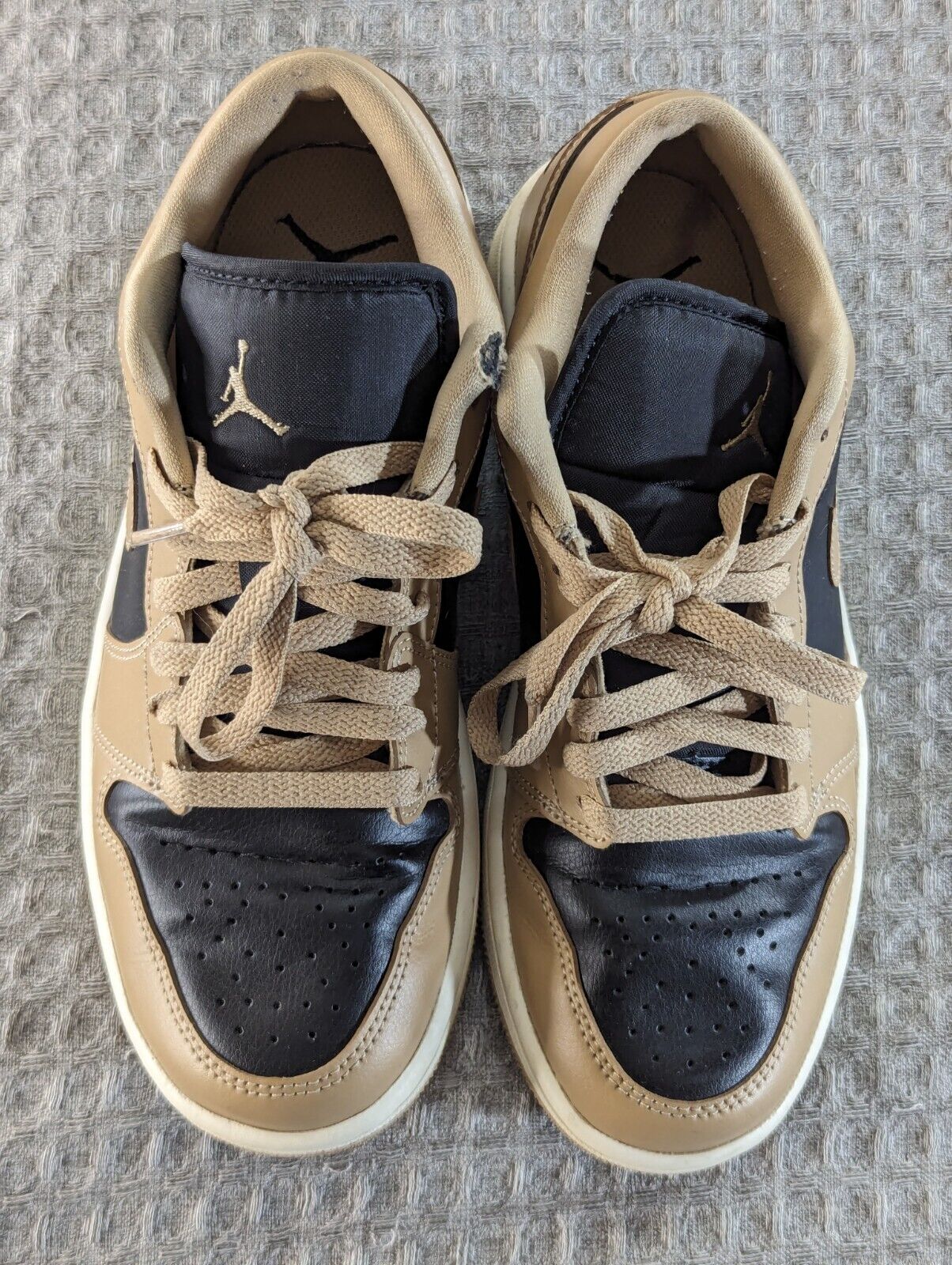 XH Air Jordan 1 Low Brown review Amelia 03
