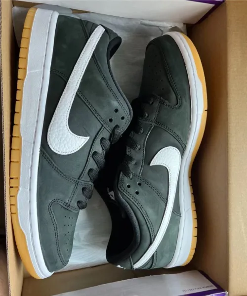 SX Nike Dunk SB Low pro iso ’black gum‘ review 