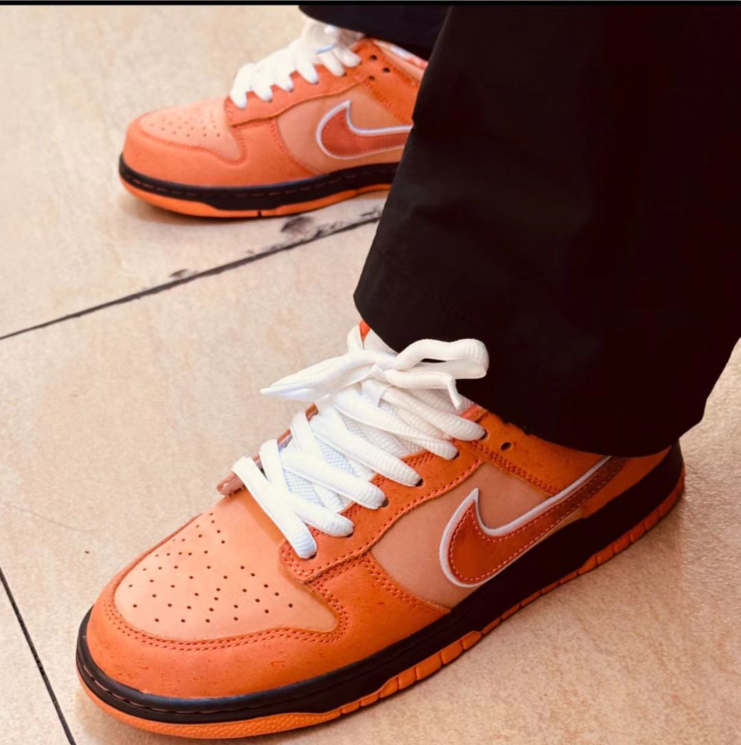 SX Concepts x Nike SB Dunk Low “Orange Lobster” review Elenc 01