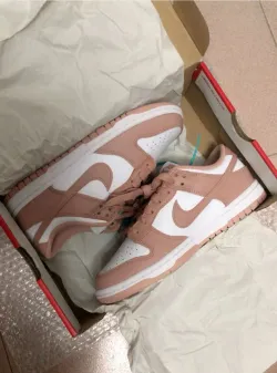 SX Nike Dunk Low Rose Whisper review Tomer 01