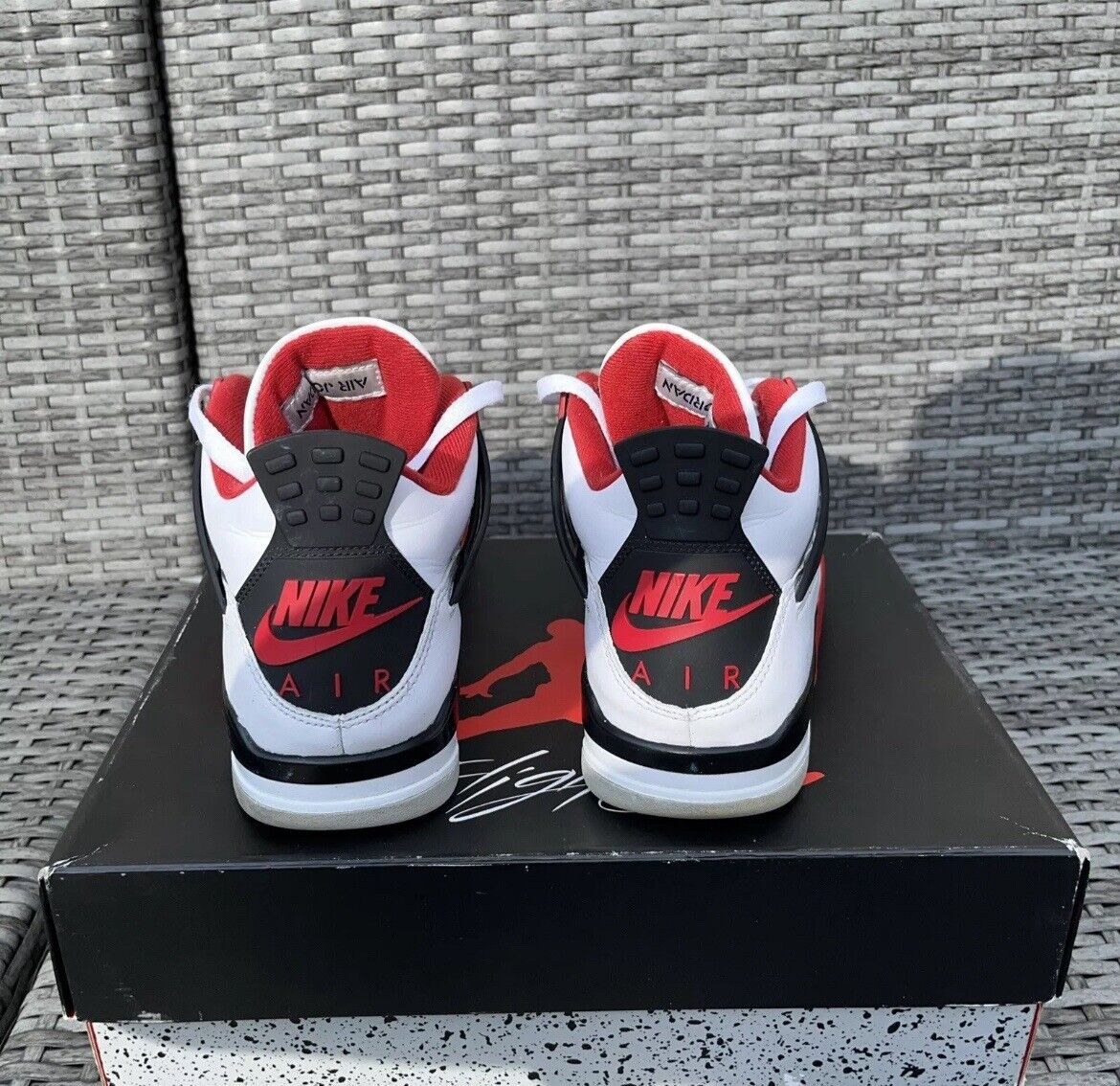PB  Batch  Air Jordan 4 Fire Red review Nene 02