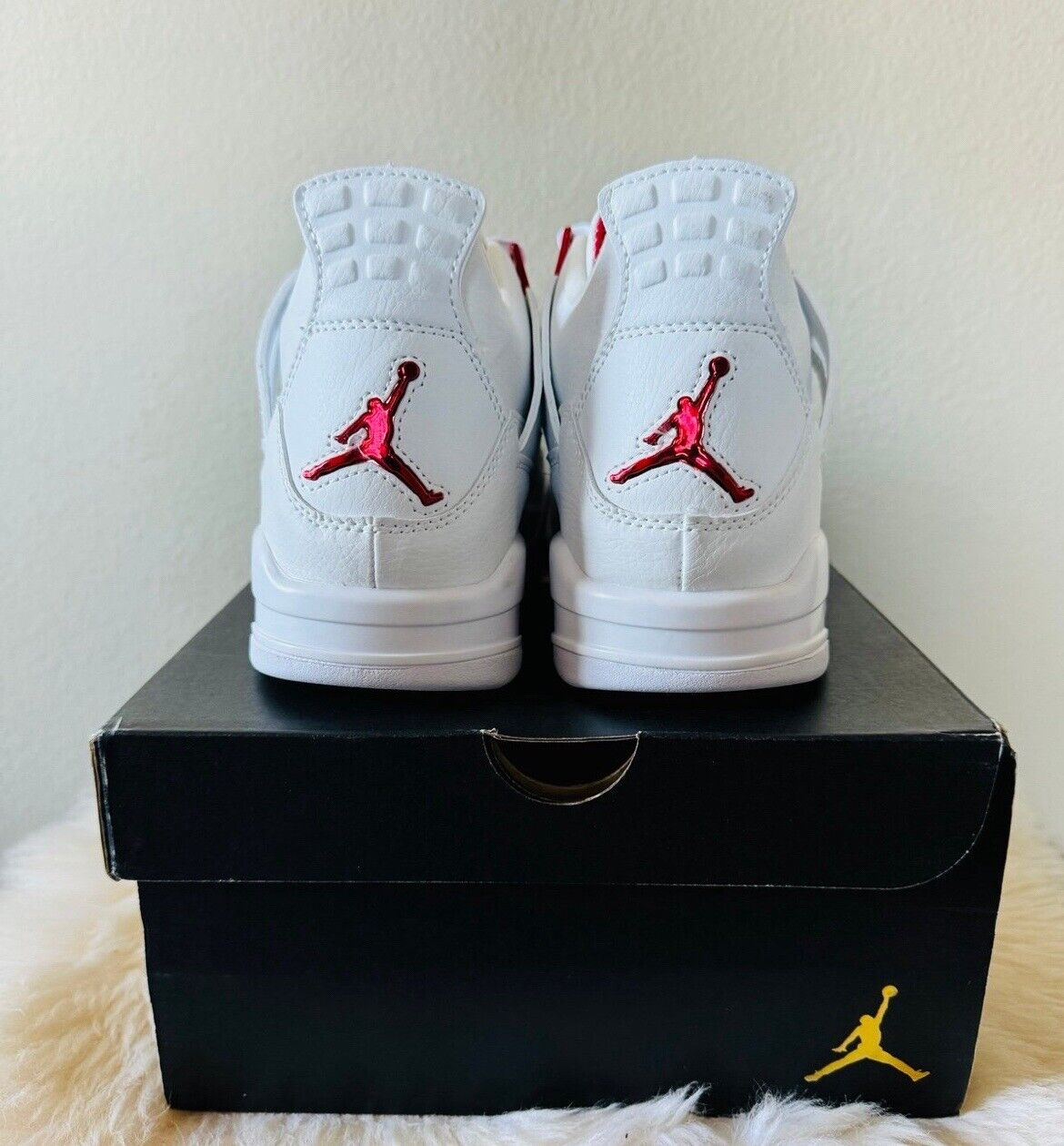 A1  Batch  Air Jordan 4 White University Red review Tiffany K Harrison 01
